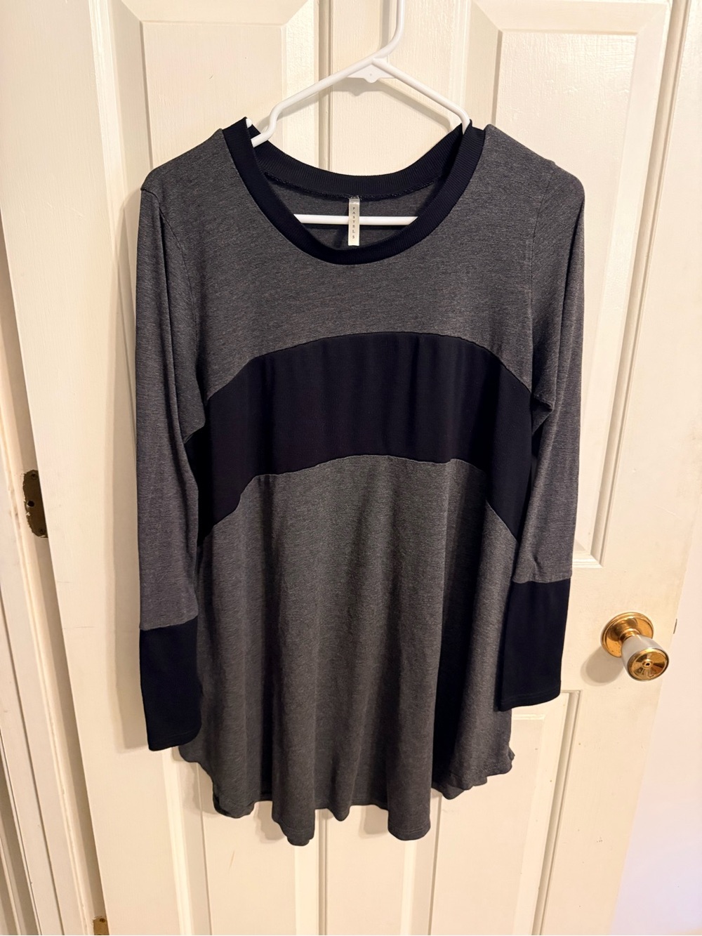Pastels Gray and Black Long Sleeve Colorblock Tunic